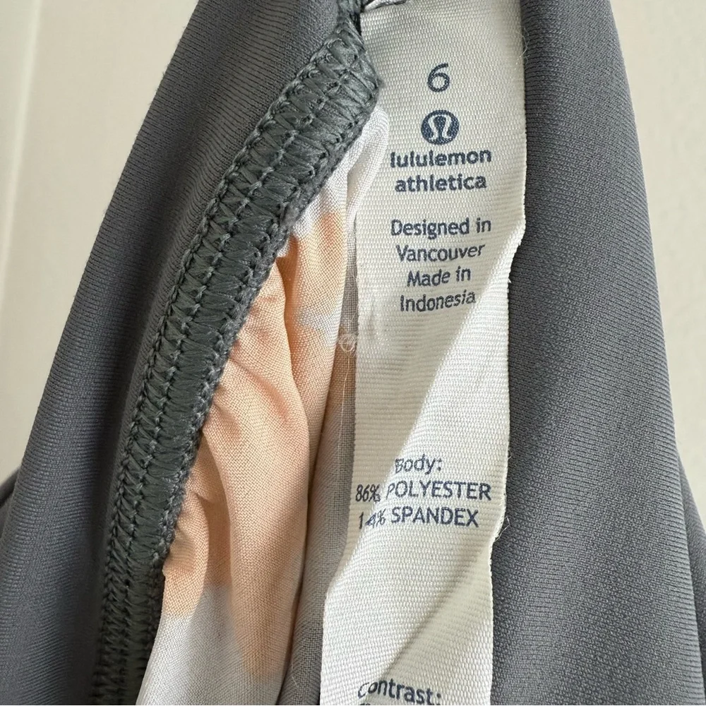 Lululemon OM‎ pants Size 6 Harlem pants